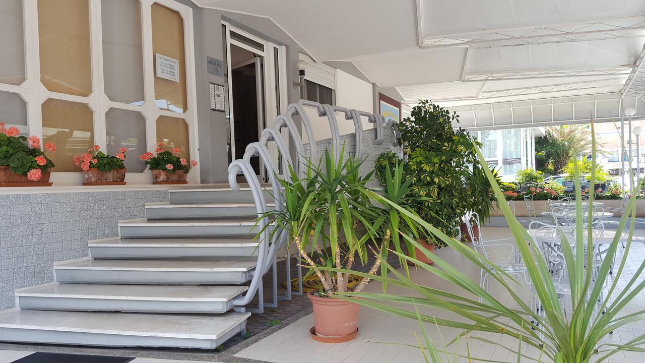 Residence Moresco Jesolo Extérieur photo