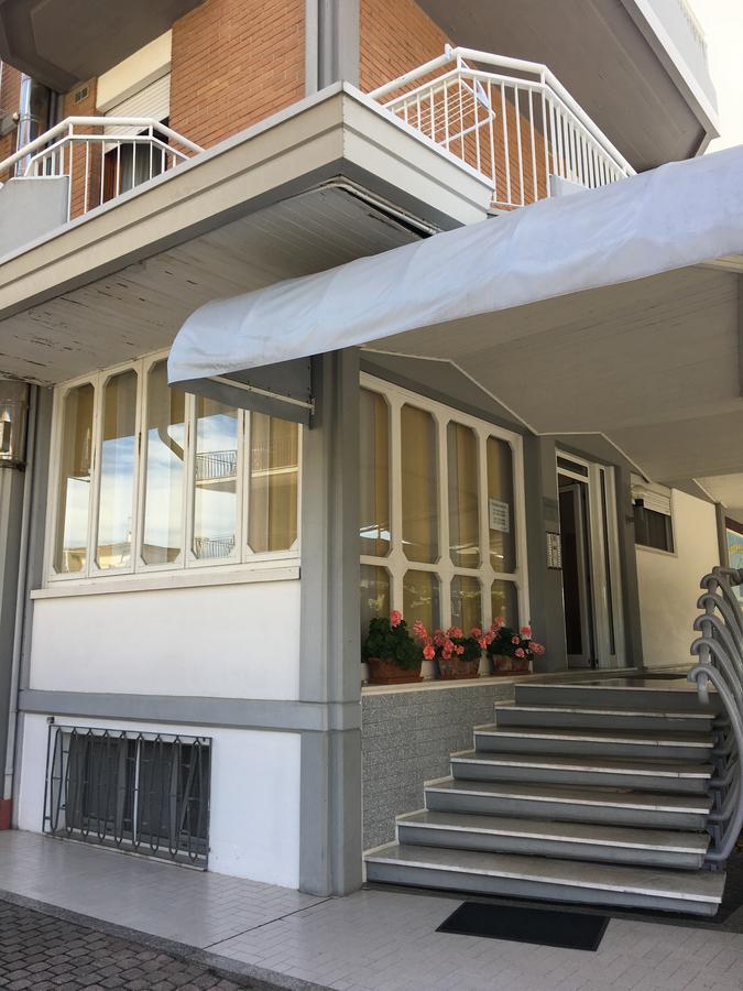 Residence Moresco Jesolo Extérieur photo